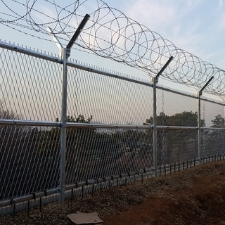 군부대휀스